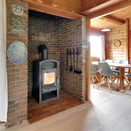 Antoni - 800m From The Sea By Interhome *