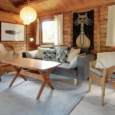 Antoni - 800m From The Sea By Interhome