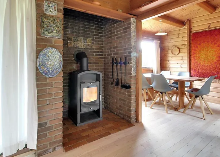 Antoni - 800m From The Sea By Interhome *